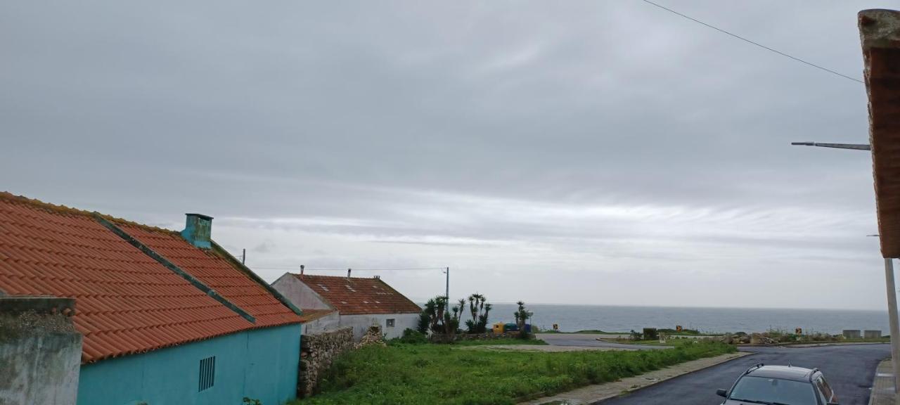 Swordfish Beach House Peniche Exteriör bild